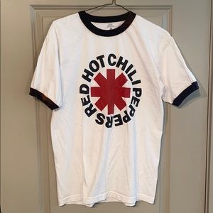 VTG Red Hot Chili Peppers shirt